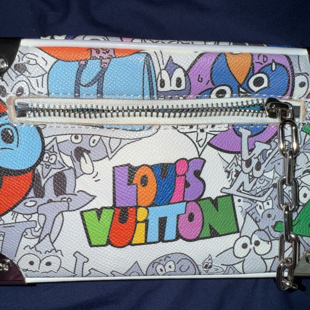 Colorful Cartoon Print Pouch - Picture 5 of 6